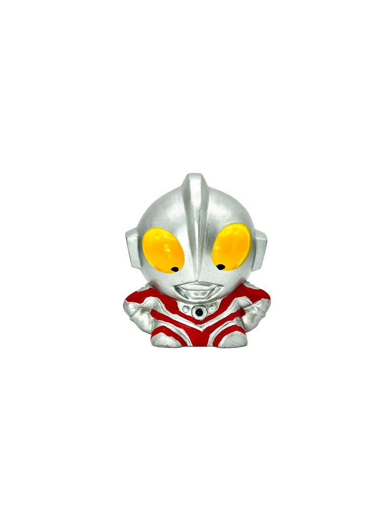 RETRO SMALL ULTRAMAN FIGURE